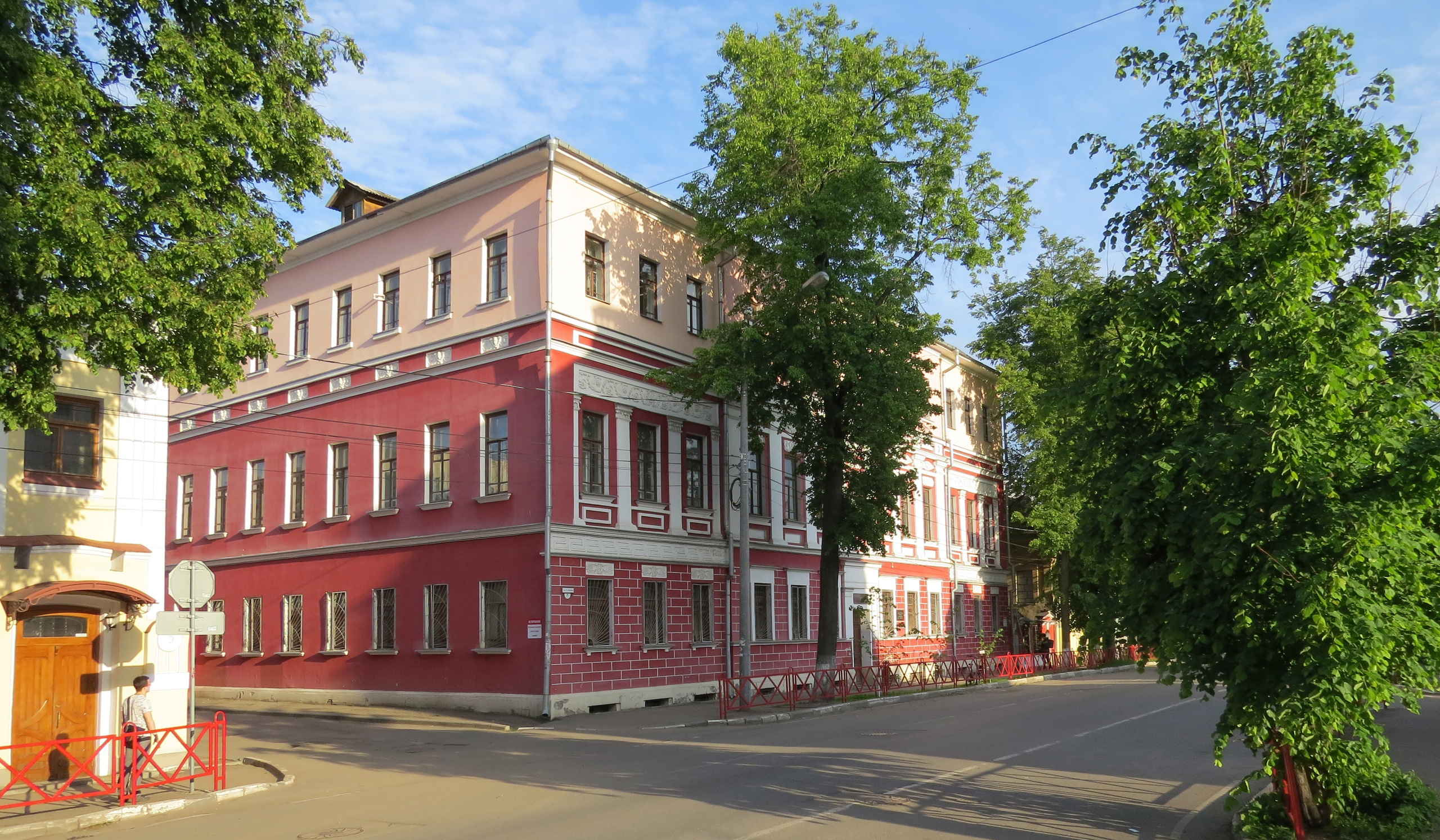 Здание Ярославского музыкального училища